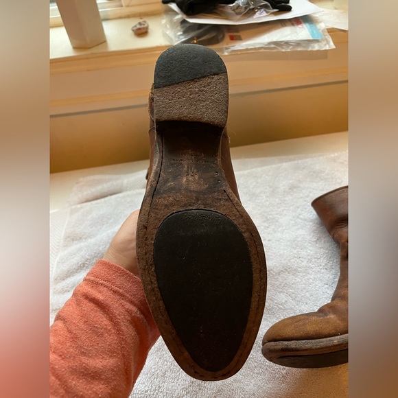 Frye Women’s Lindsay Plate Short Boot, Cognac Stone Wash, 7.5M - Picture 5 of 5